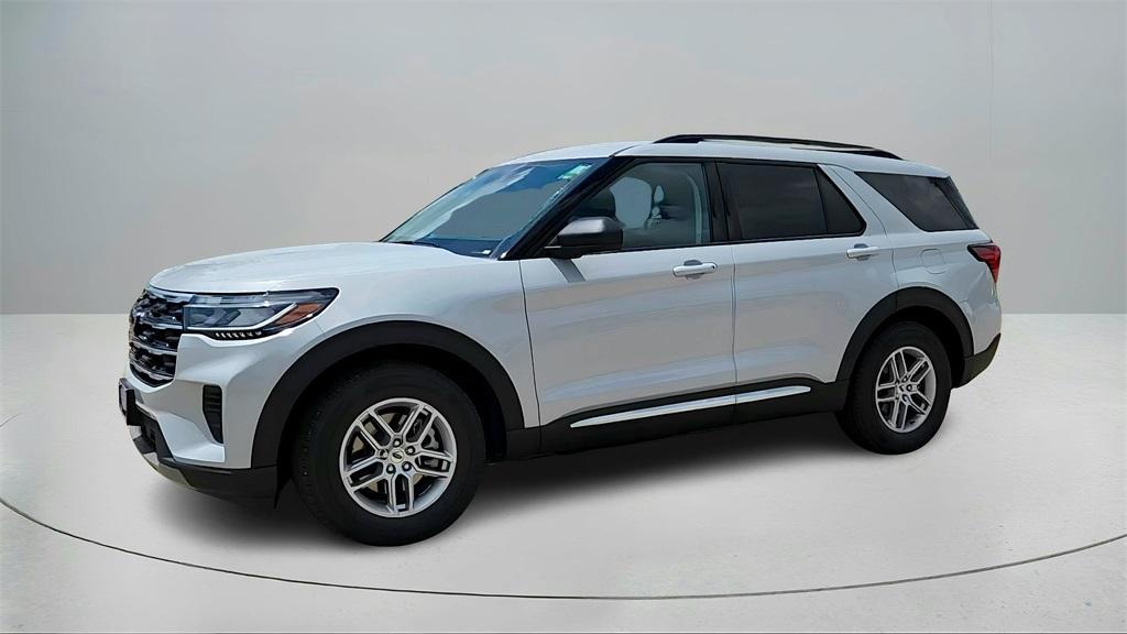 new 2025 Ford Explorer car, priced at $34,064