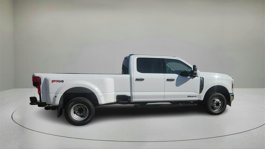 new 2025 Ford F-350 car, priced at $67,166