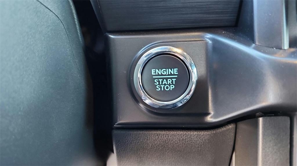 new 2025 Ford F-150 car, priced at $47,075
