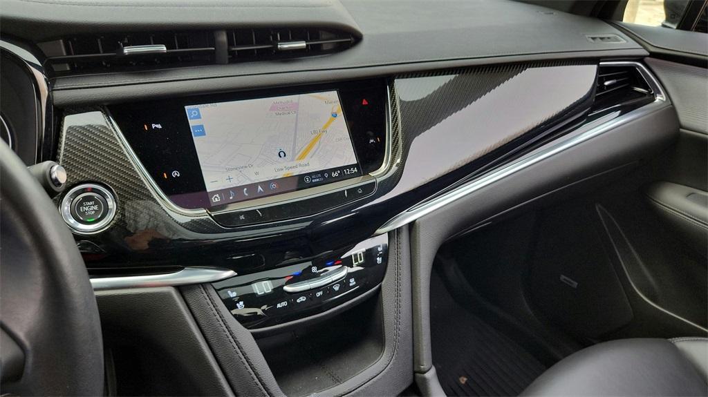 used 2024 Cadillac XT6 car, priced at $52,000