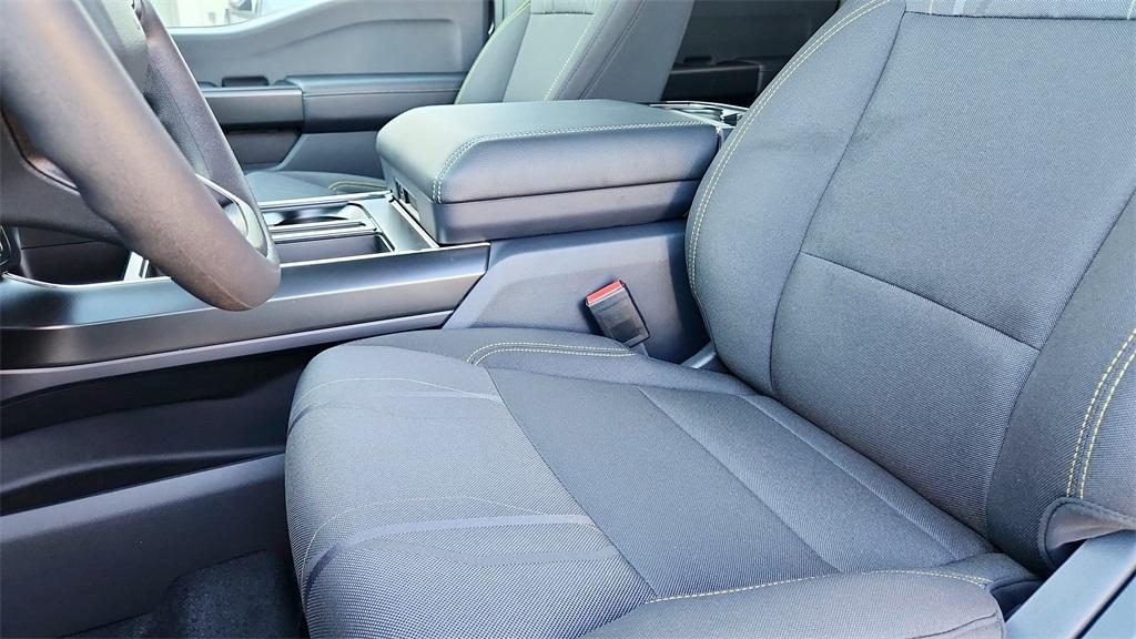 new 2025 Ford F-150 car, priced at $48,078