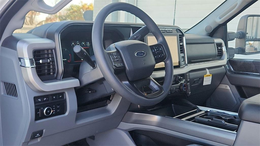 new 2024 Ford F-250 car, priced at $70,391