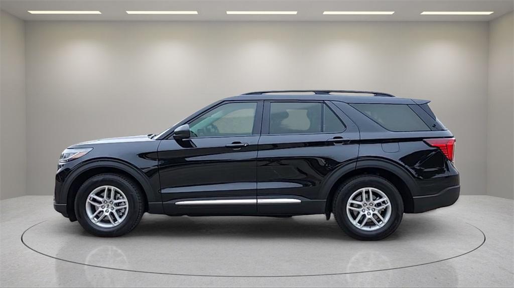 used 2025 Ford Explorer car, priced at $33,000