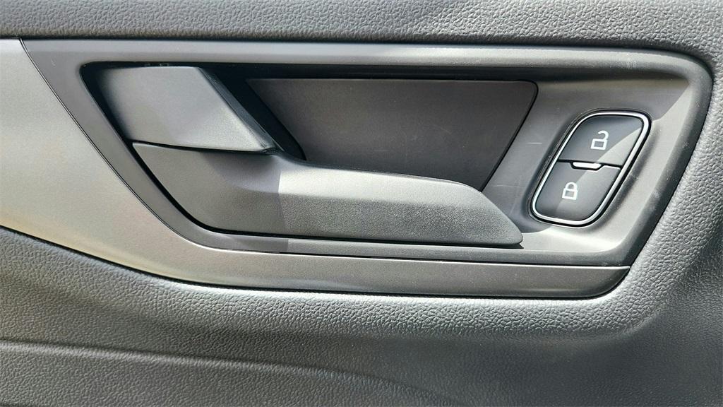 new 2025 Ford Escape car, priced at $25,135