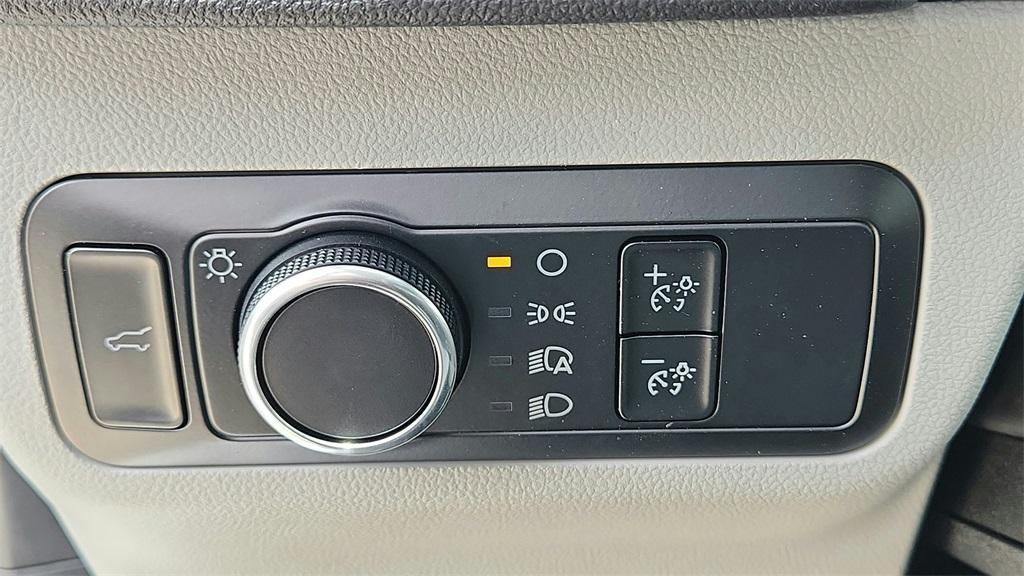 new 2025 Ford Escape car, priced at $25,135
