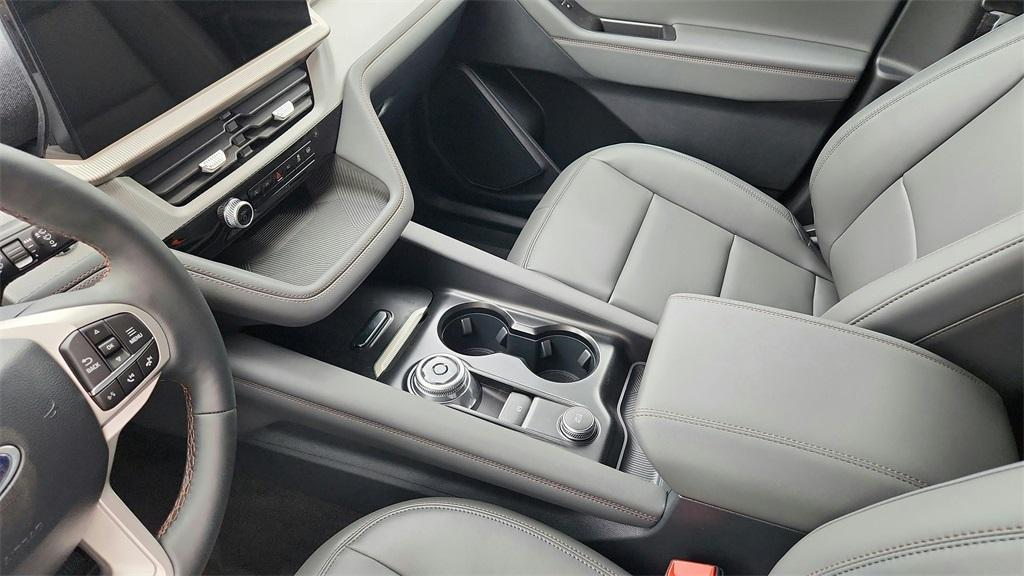 new 2025 Ford Explorer car, priced at $36,963