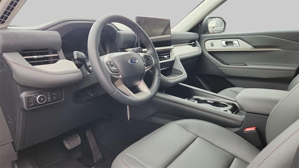 new 2025 Ford Explorer car, priced at $36,963