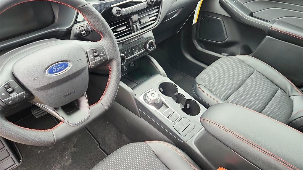 new 2025 Ford Escape car, priced at $29,907