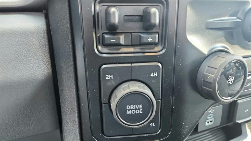 new 2025 Ford F-450 car, priced at $79,390