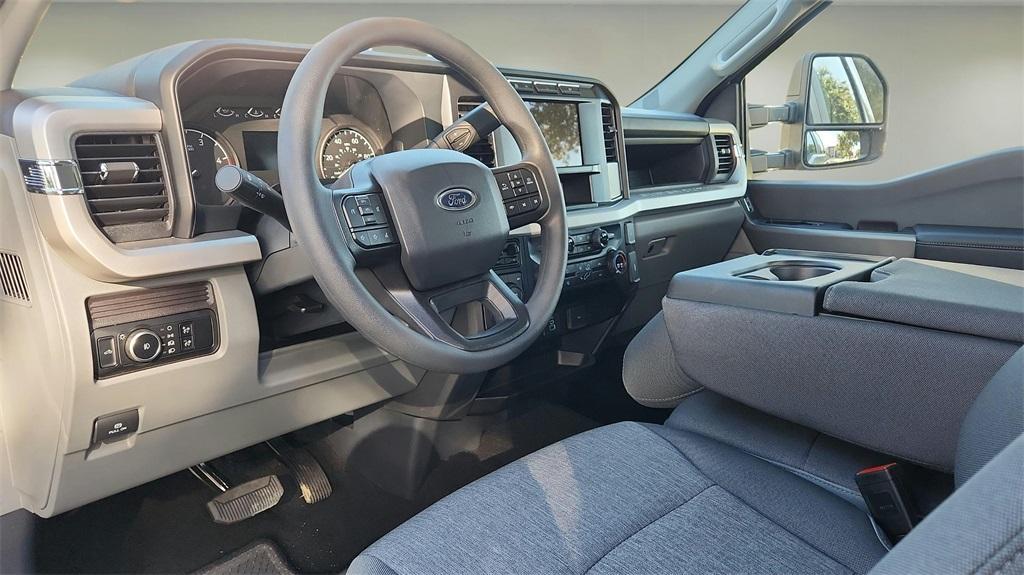 new 2024 Ford F-250 car, priced at $61,125