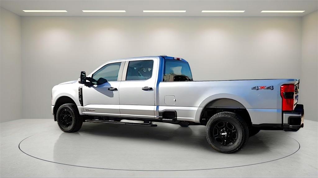 new 2024 Ford F-250 car, priced at $61,125