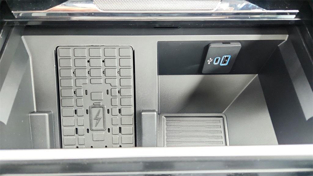 new 2025 Ford F-450 car, priced at $106,410