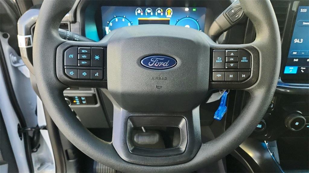new 2025 Ford F-150 car, priced at $39,701