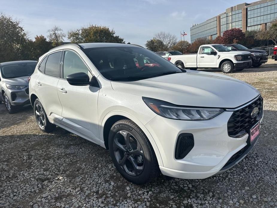 new 2024 Ford Escape car, priced at $25,153