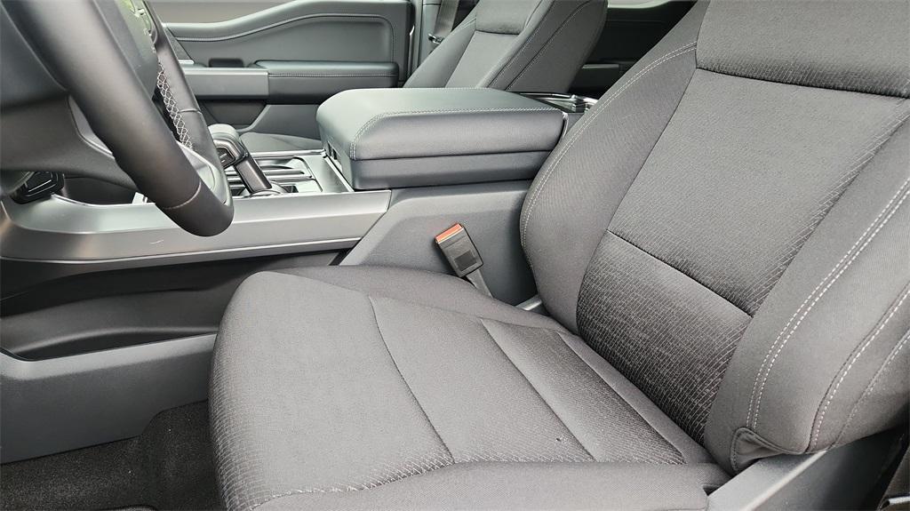 new 2025 Ford F-150 car, priced at $51,893