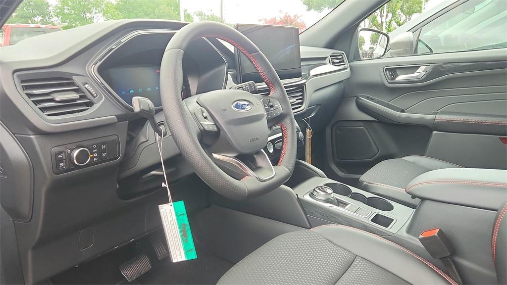 new 2025 Ford Escape car, priced at $32,146
