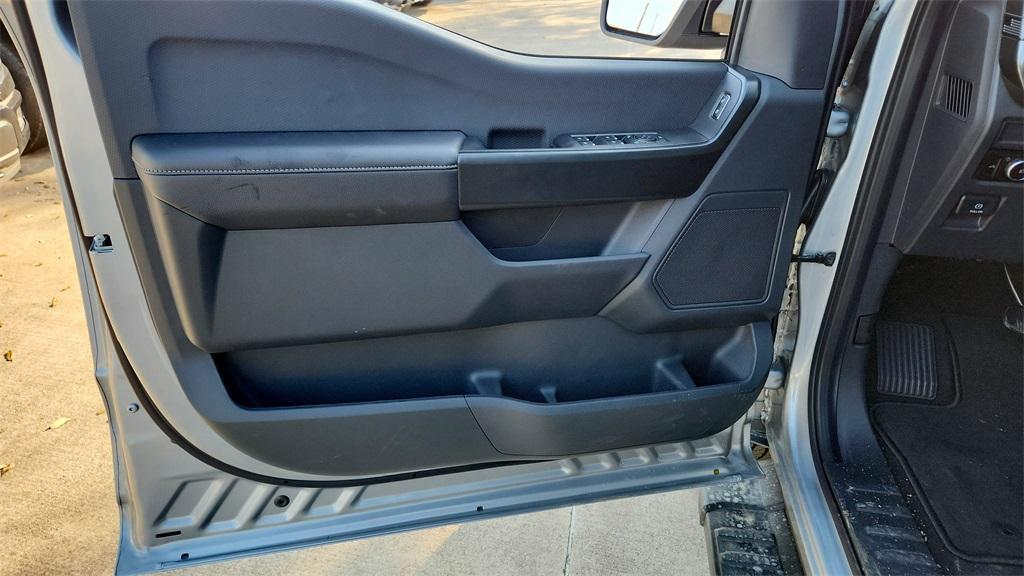 new 2025 Ford F-150 car, priced at $44,541
