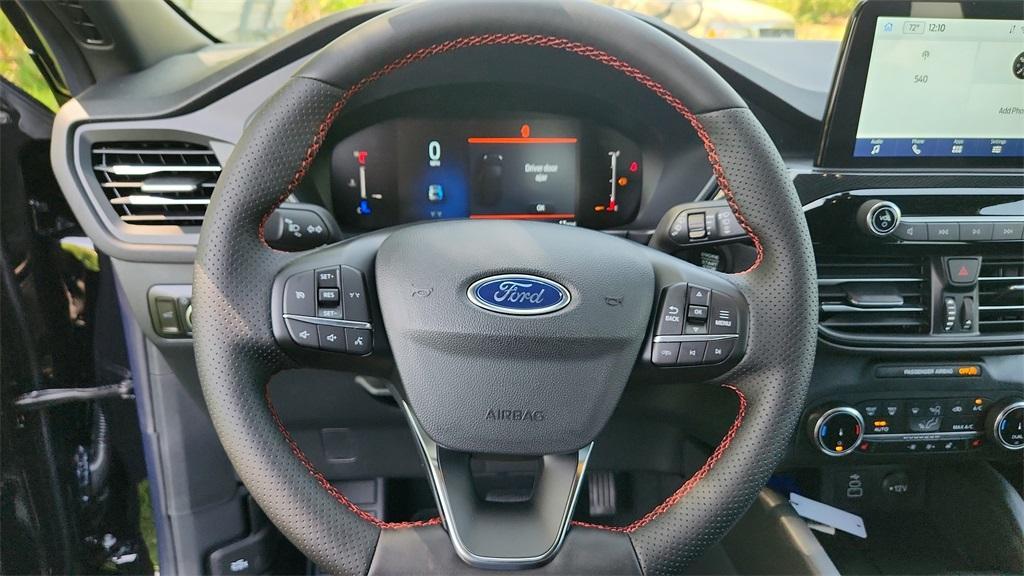 new 2025 Ford Escape car, priced at $30,562
