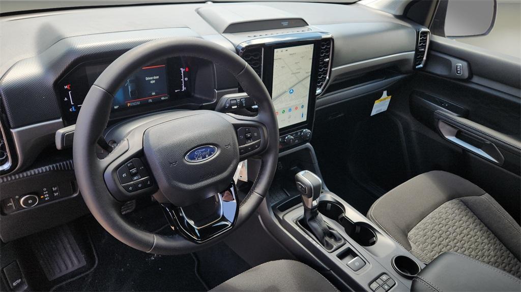 new 2025 Ford Ranger car, priced at $33,984