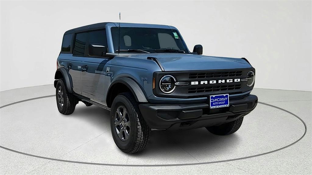 new 2025 Ford Bronco car, priced at $41,529