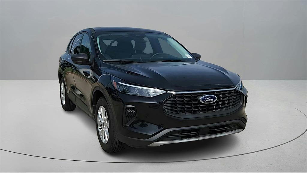 new 2025 Ford Escape car, priced at $21,965