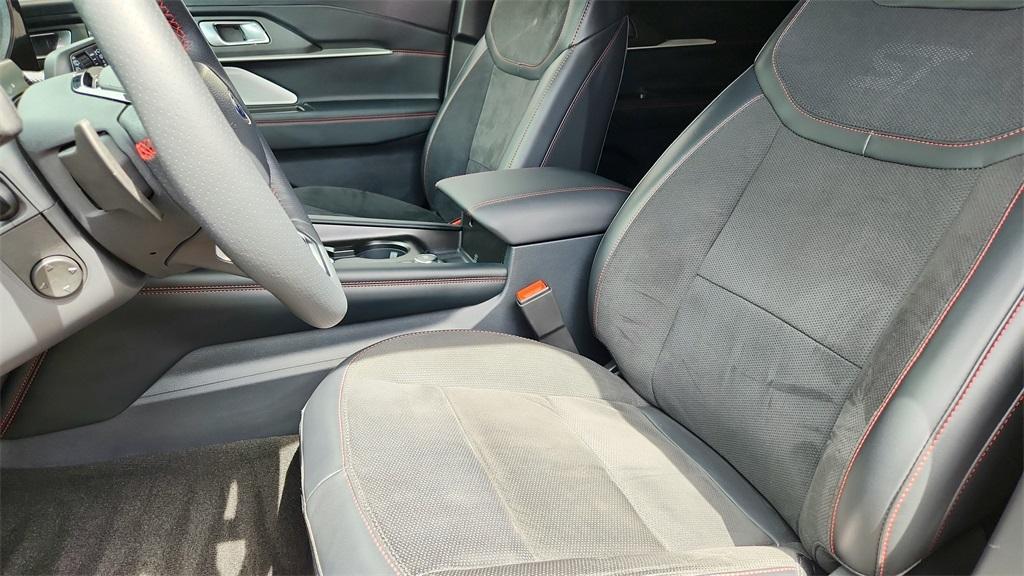 used 2025 Ford Explorer car, priced at $51,000