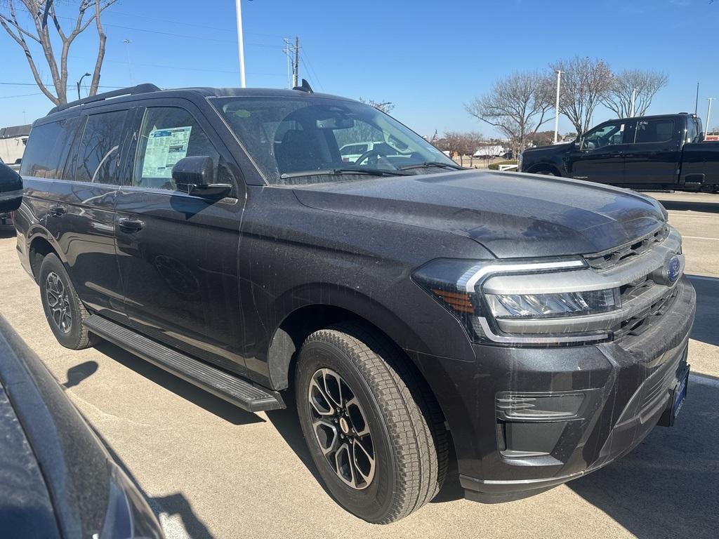 new 2024 Ford Expedition car, priced at $54,209