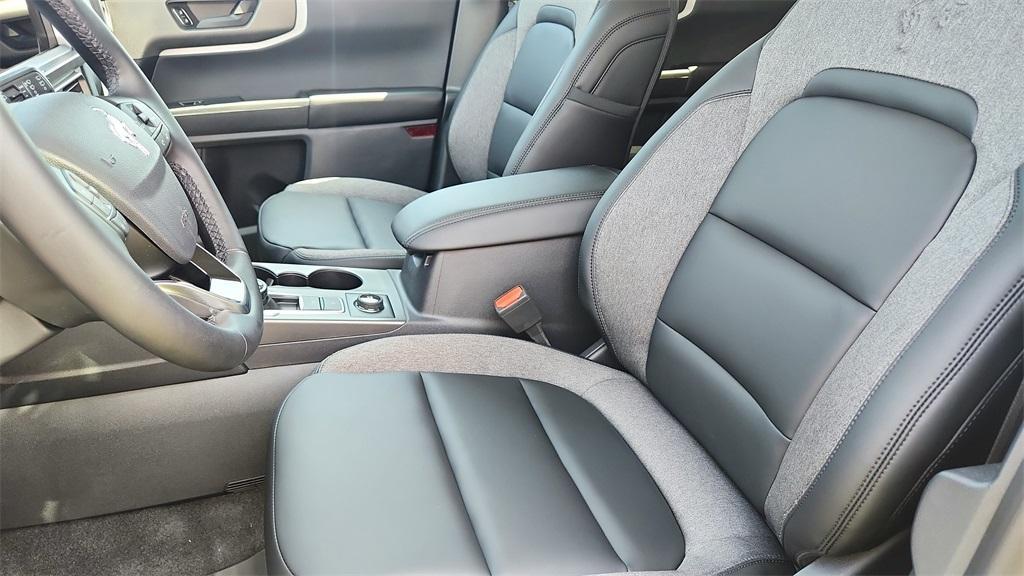 new 2025 Ford Bronco Sport car, priced at $30,664