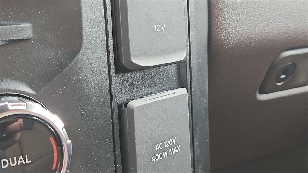 new 2025 Ford F-250 car, priced at $83,259