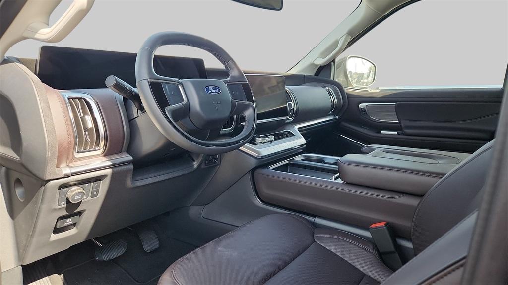 new 2025 Ford Expedition car, priced at $87,696