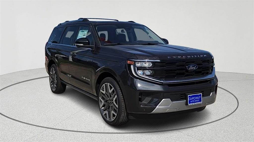 new 2025 Ford Expedition car, priced at $84,042