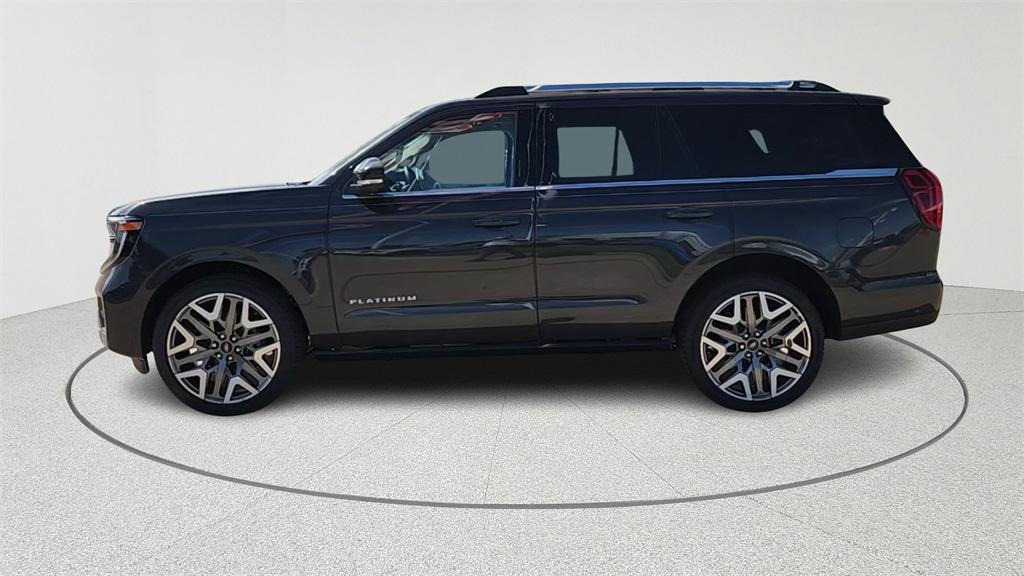 new 2025 Ford Expedition car, priced at $87,696