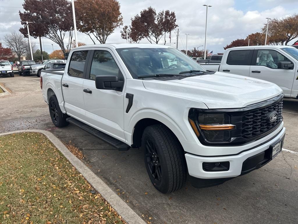 new 2024 Ford F-150 car, priced at $38,331