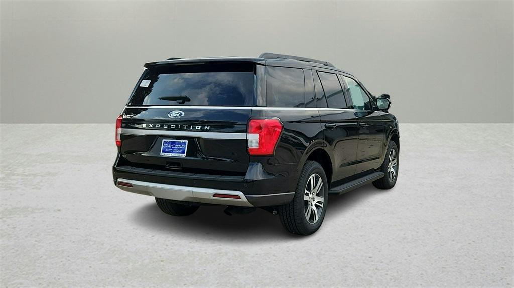 new 2024 Ford Expedition car, priced at $52,704