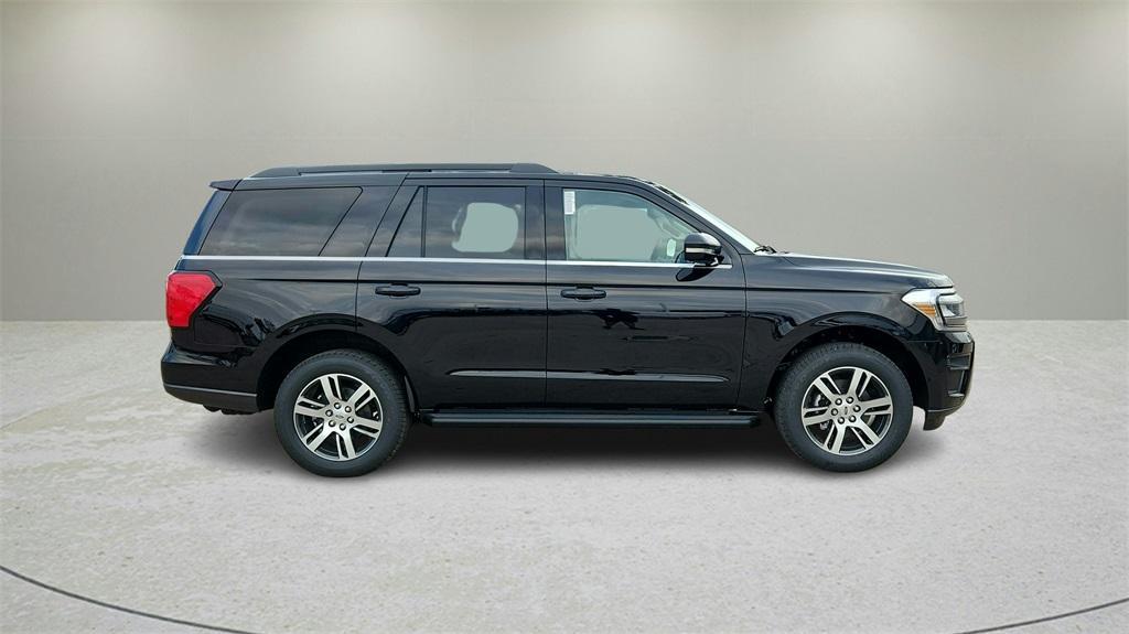 new 2024 Ford Expedition car, priced at $52,704