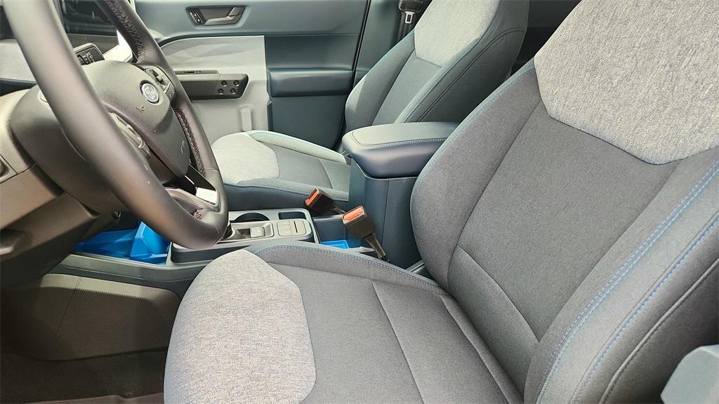 new 2025 Ford Maverick car, priced at $32,267