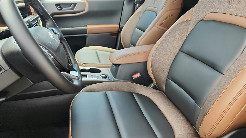 new 2025 Ford Bronco Sport car, priced at $35,170