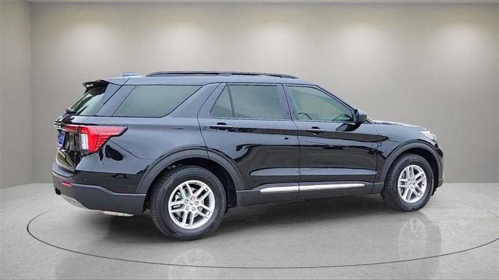 new 2025 Ford Explorer car, priced at $38,004