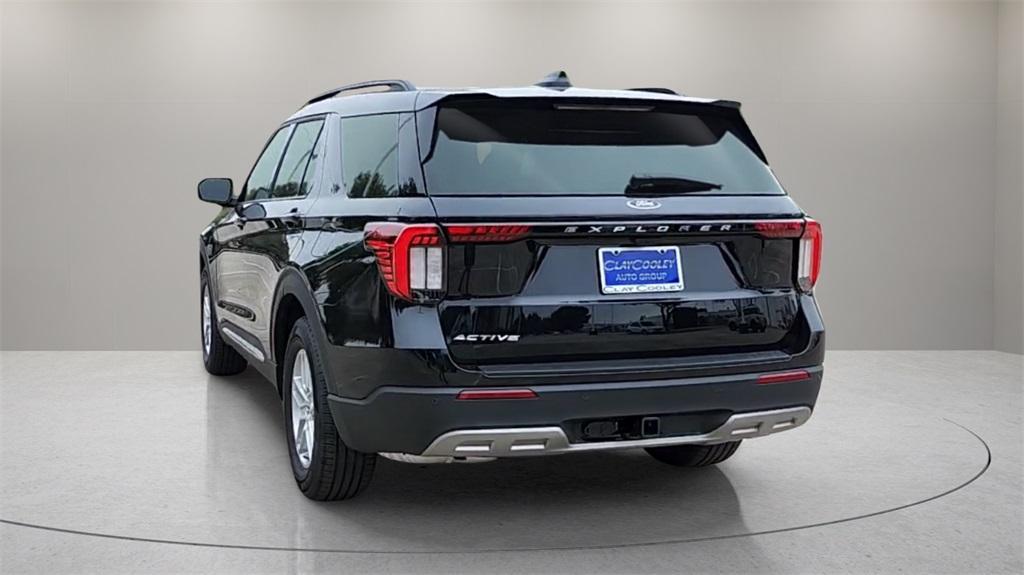 new 2025 Ford Explorer car, priced at $38,004