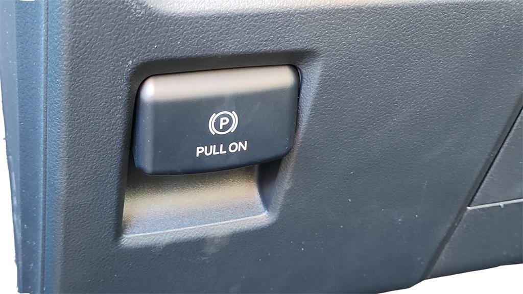 new 2025 Ford F-150 car, priced at $39,962