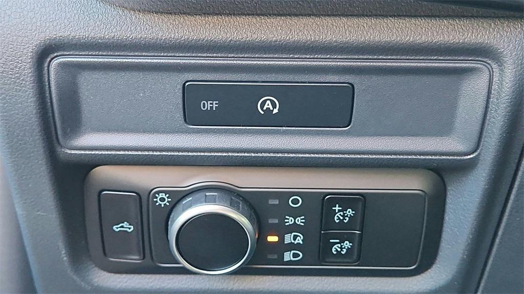 new 2025 Ford F-150 car, priced at $39,962