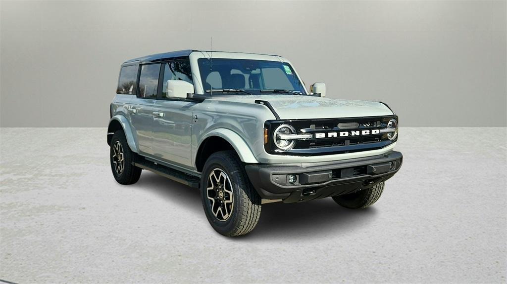 new 2024 Ford Bronco car, priced at $47,648