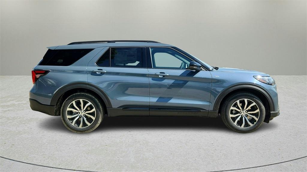 new 2025 Ford Explorer car, priced at $42,199