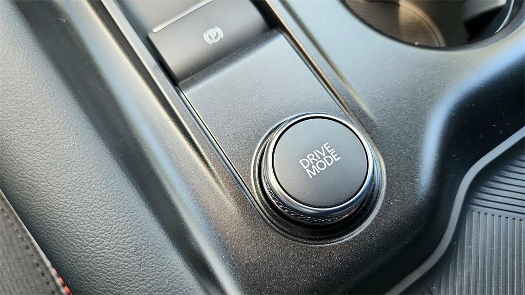 new 2025 Ford Explorer car, priced at $42,199