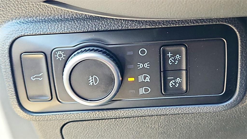 new 2025 Ford Explorer car, priced at $41,289
