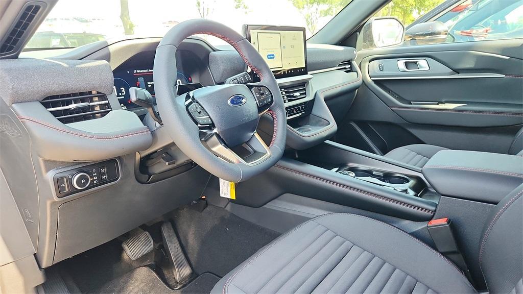 new 2025 Ford Explorer car, priced at $41,289