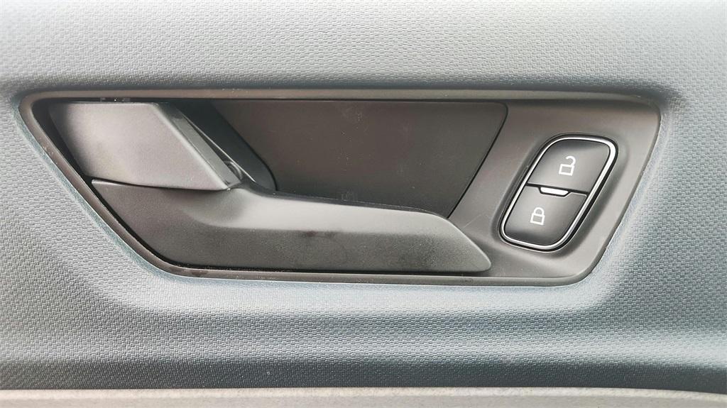 new 2025 Ford Maverick car, priced at $32,886