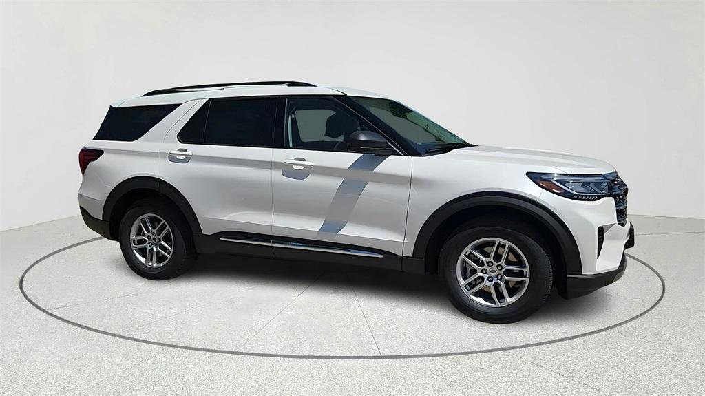 new 2025 Ford Explorer car, priced at $35,050