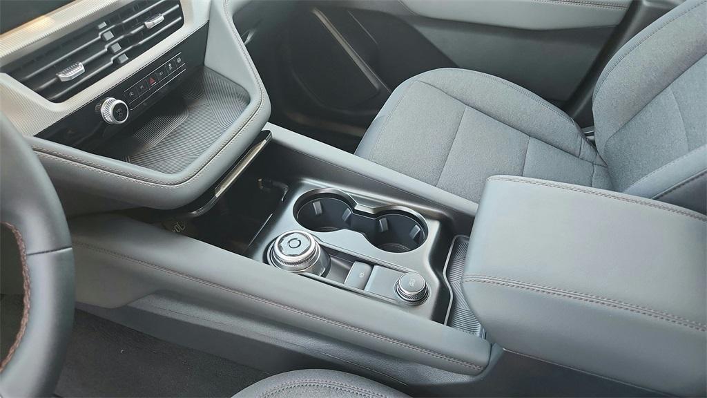 new 2025 Ford Explorer car, priced at $35,050