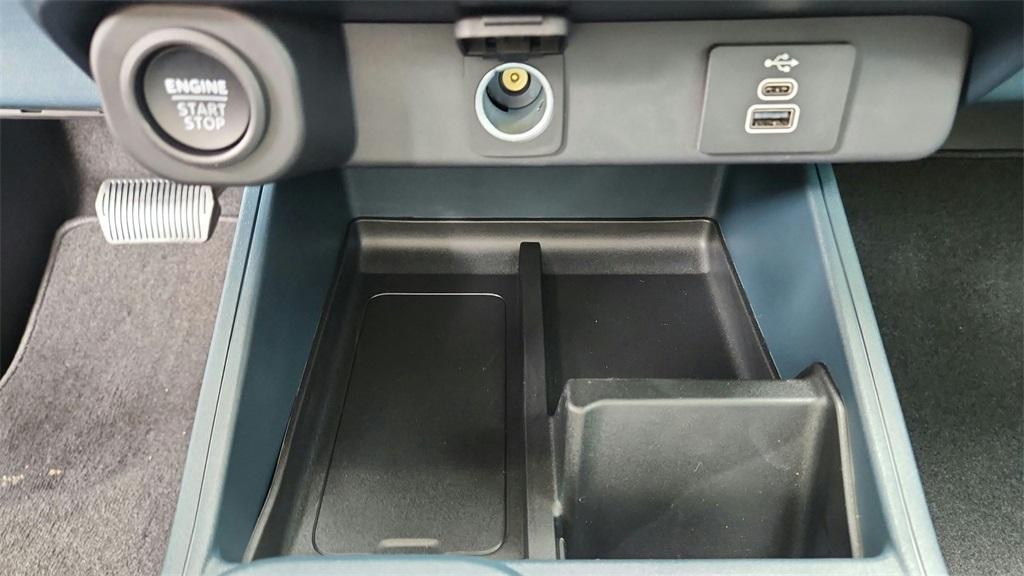 new 2025 Ford Maverick car, priced at $31,629